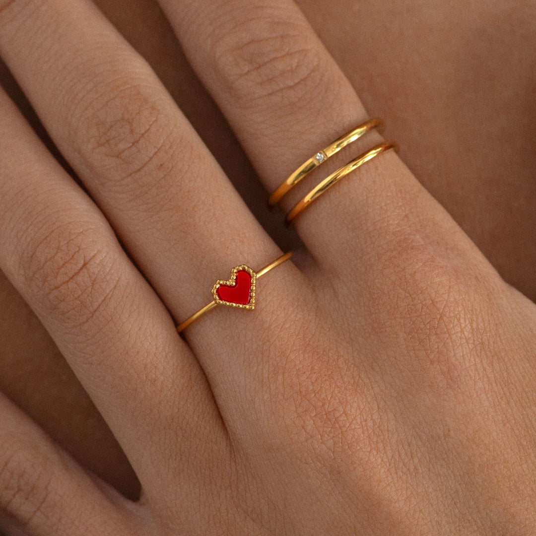 Conjunto de regalo de collar y pendientes con anillo de corazón rojo